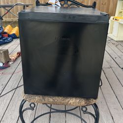 Hisense Mini Fridge 