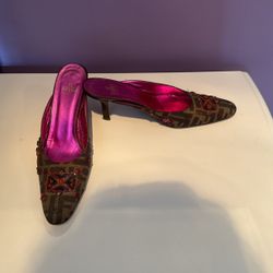 Vintage Designer Fendi high heels 