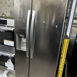 refrigerator lg 33 inches side by side 