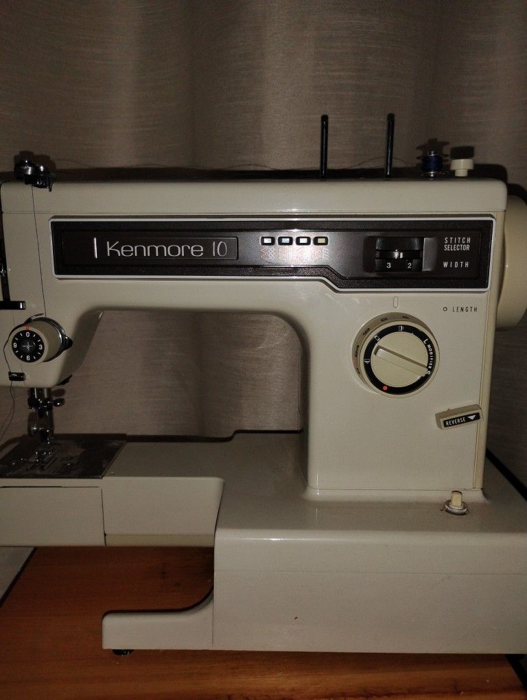 Kenmore Zig Zag Sewing Machine
