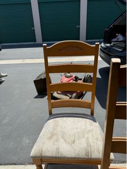 4 Wooden Dining Chairs