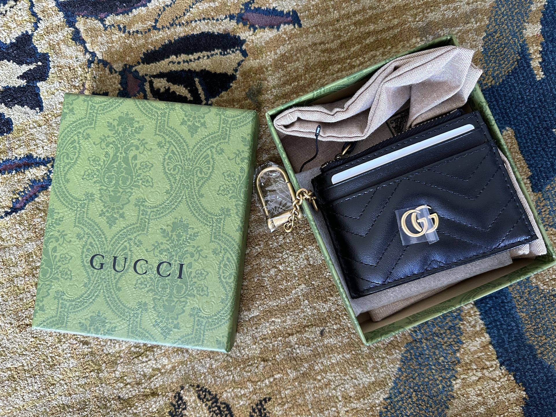 Gucci leather wallet card holder! Christmas Sale!!!!