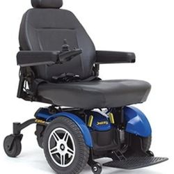 F R E E!!  Electric Wheelchair W/hitch lift