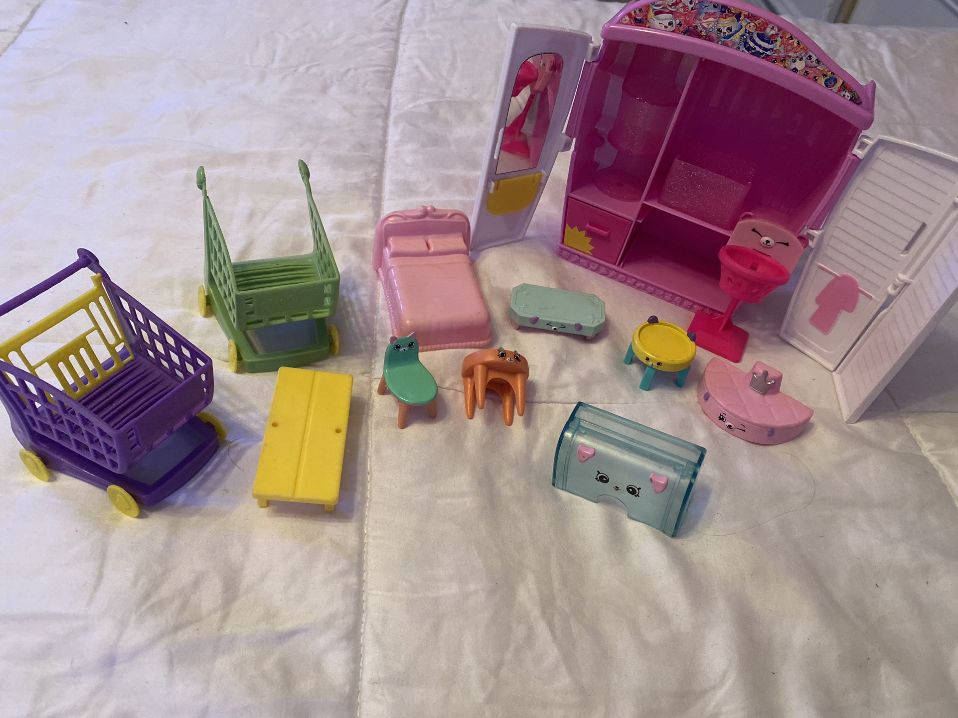 Shopkins furniture toys