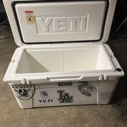 75 Yeti Cooler 