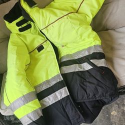 Mediun Freezer Coat Like New