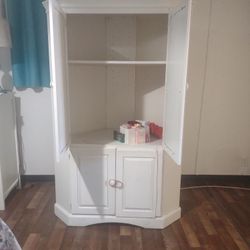 Armoire Or For TV 