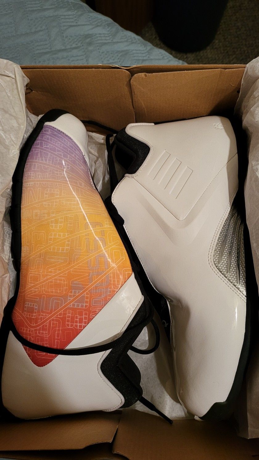 Tracy McGrady 3s Clothing