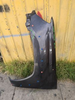 2005-2015 TOYOTA TACOMA LEFT FENDER