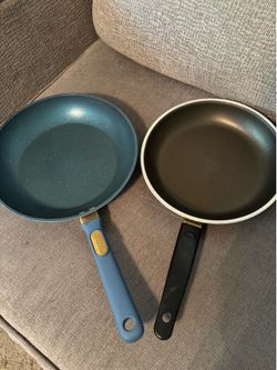 Thyme & Table blue and gold pan
