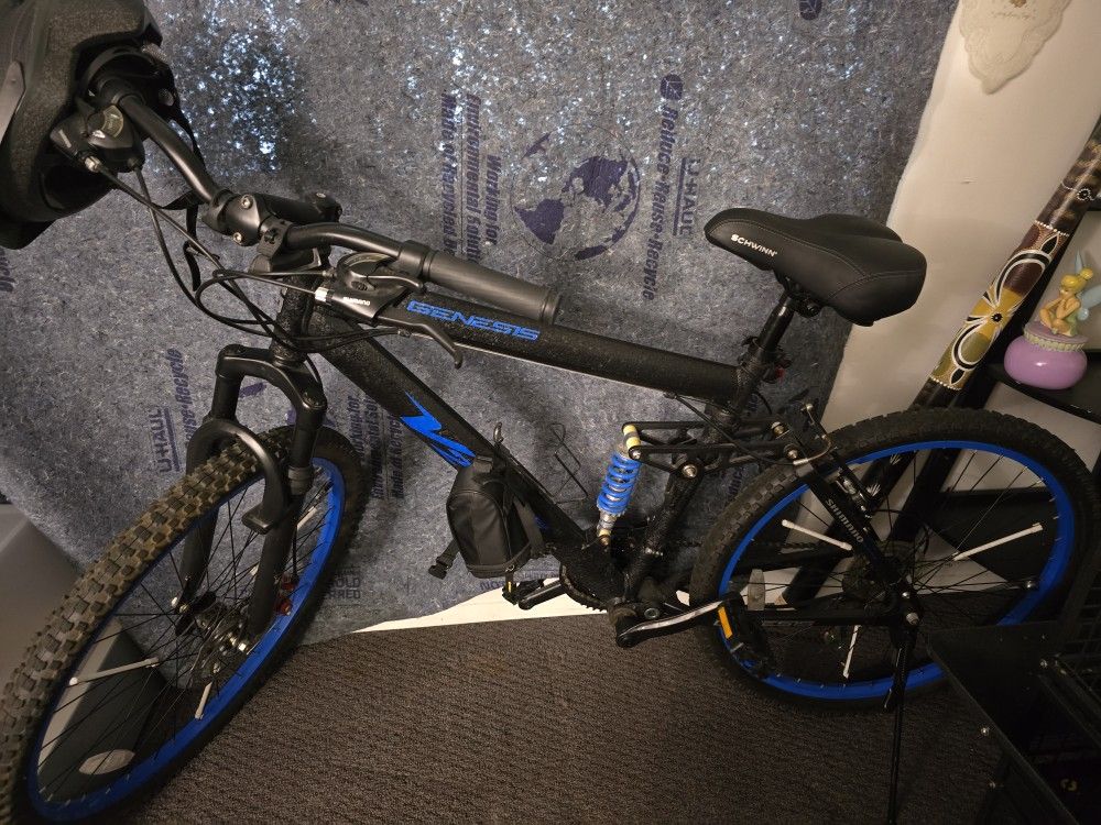 Genesis 26 Men's V2100 Bike Genesis V2100 26