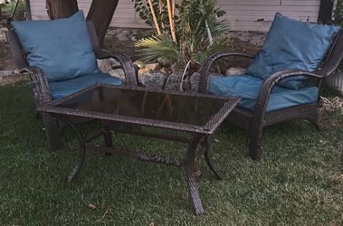 Patio Chair & Table Set $65  obo