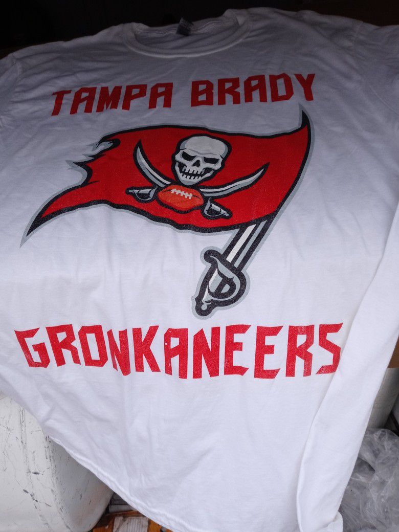 tompa bay gronkaneers shirt
