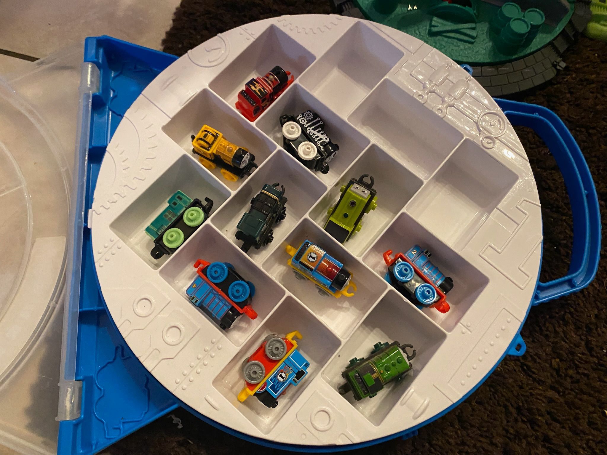 Thomas the Train Tank Engine Minis Case with 11 Trains - See My Other Items 😀