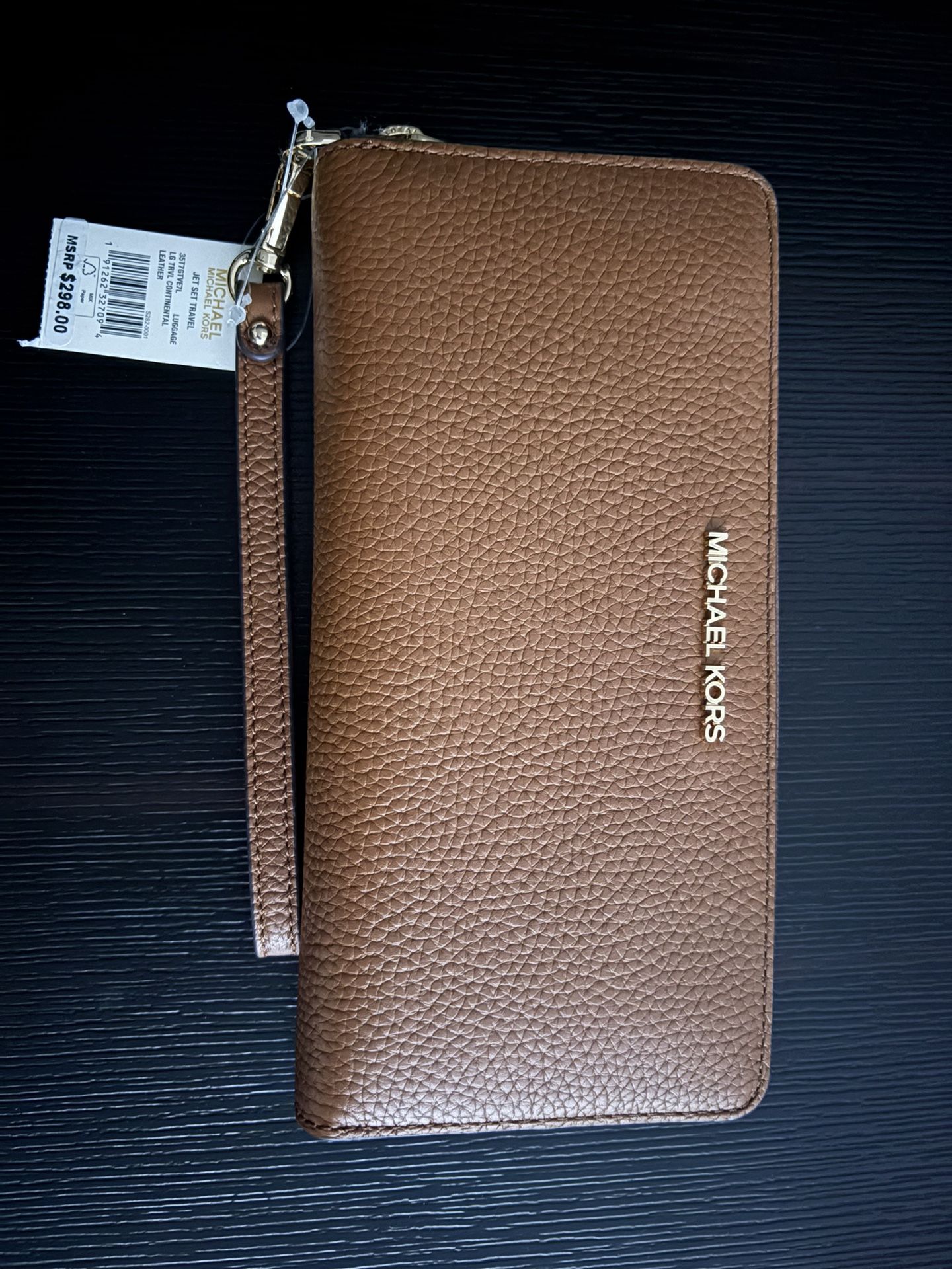 Brand New Michael Kors Wallet