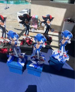 Sonic Hedgehog Center Pieces !!!