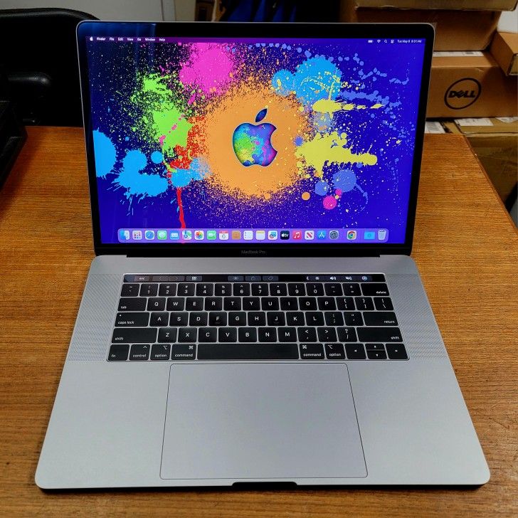 Fixed Price: 2018 MacBook Pro Retina 15.4" Laptop Core i7 Six Core/ 16GB/ 512GB SSD Touch-bar #6781
