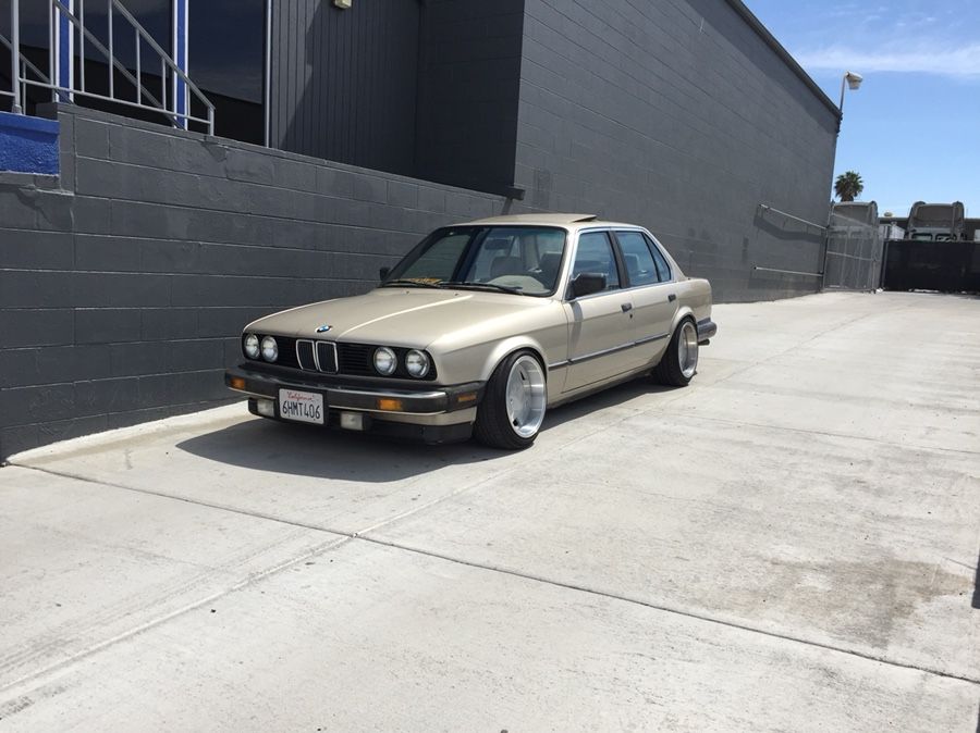 BMW e30