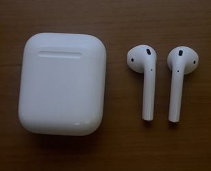 AirPods
