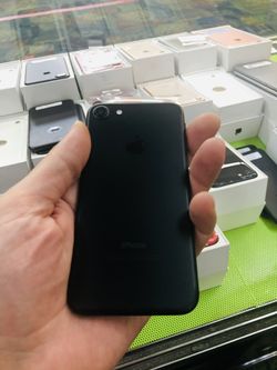 🔥📲📲iPhone 7 32GB factory unlocked with warranty