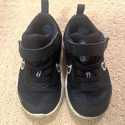 Nike Cosmic Runner Toddler Sneakers Size 6C