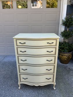 Drexel French Provincial Dresser