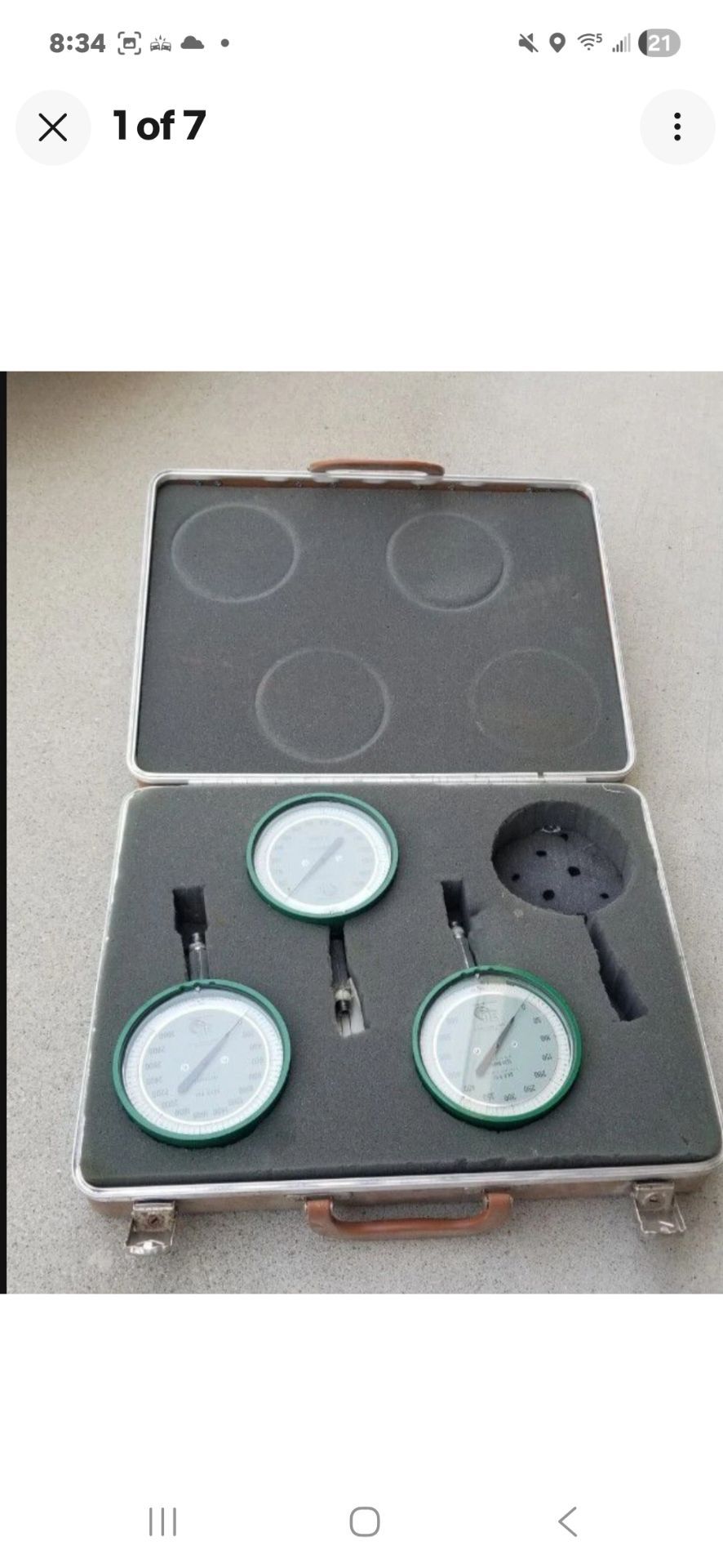 Vintage PRESSURE GAUGES ~ 3-D Instruments 600, 1500, 3000 P.S.I. W/Case NICE!...Asking $30.00