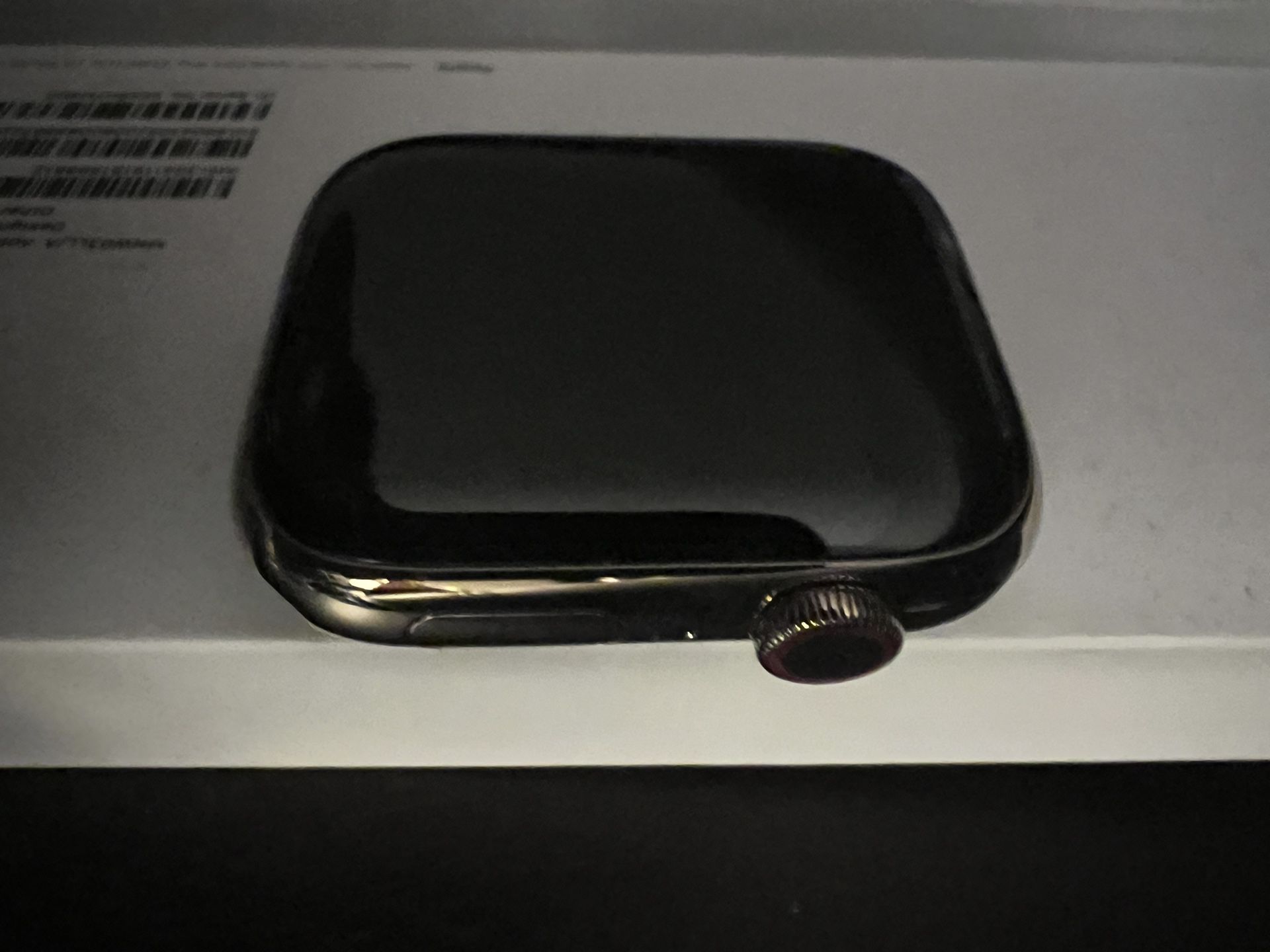 Apple Watch Series 8 Gold 45mm + Cellular 