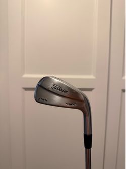 Titleist 712U Forged 3 Driving / Utility Iron (Right Handed)
