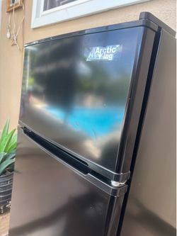 Small refrigerator
