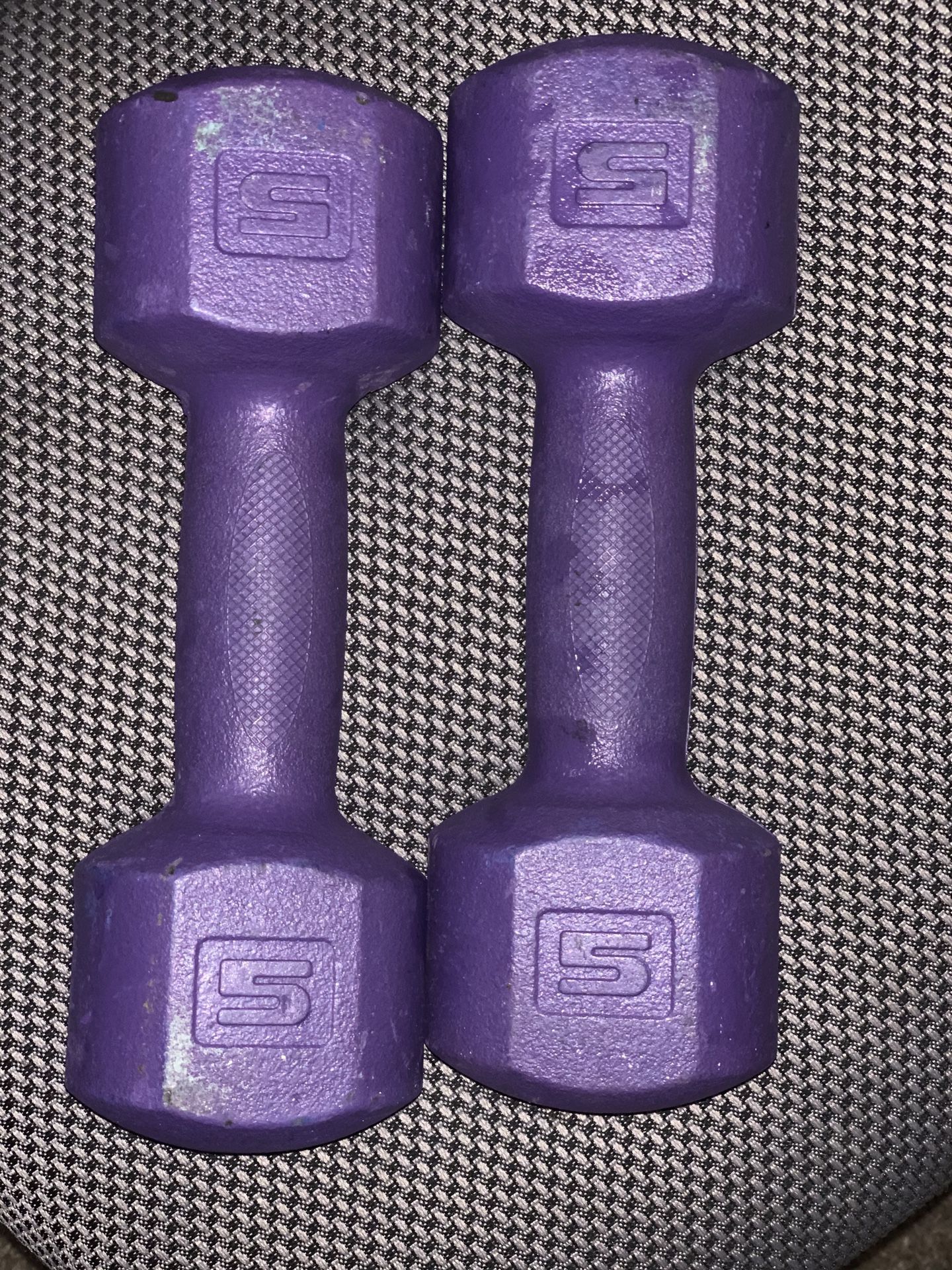 Pair of 5lbs dumbbell