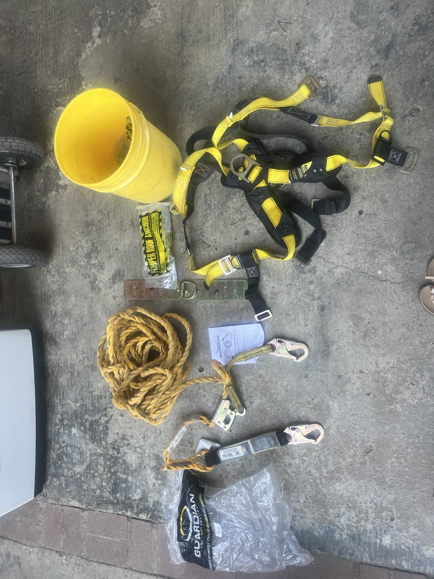 Roofing Harness Vertical Lifeline Assembly