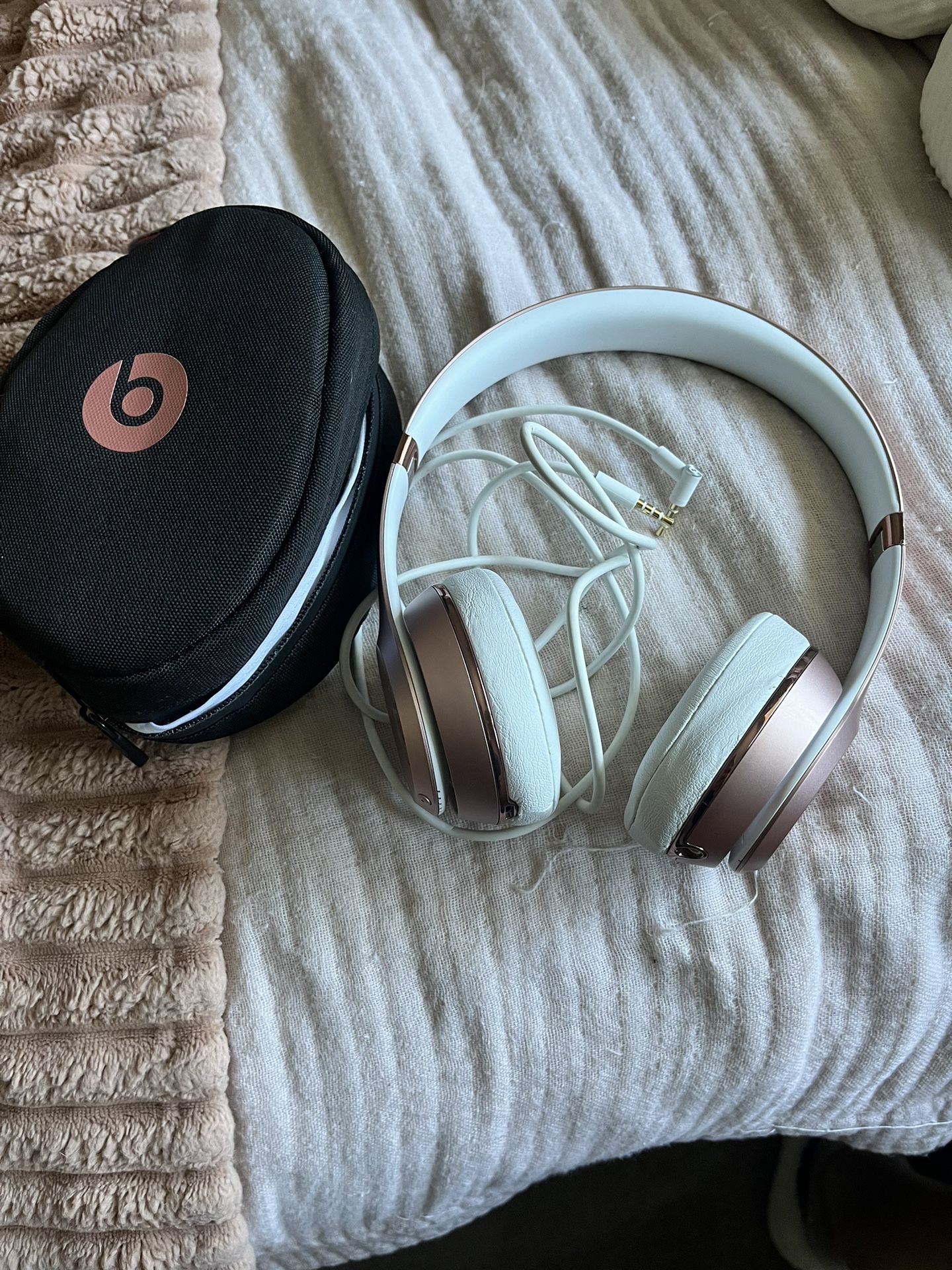 Beats Solo 3 Wireless Headphones 