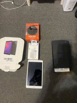 3  iPads  1 Phone Charger 1 Air Pods