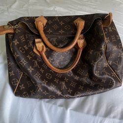 Is this normal? : r/Louisvuitton