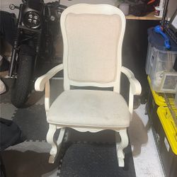 Big Rocking Chair 