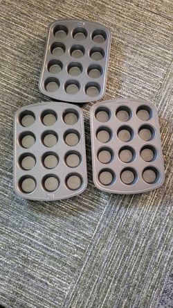 Muffin pans