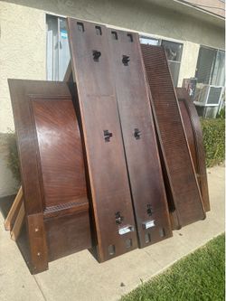 ✅FREE ✅ Gratis Cal King bedframe and headboard