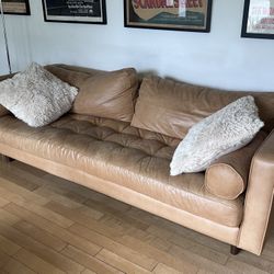 Leather Sofa (Good Condition)