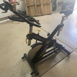 Cycling Bike Barely Used Moving Must Sell