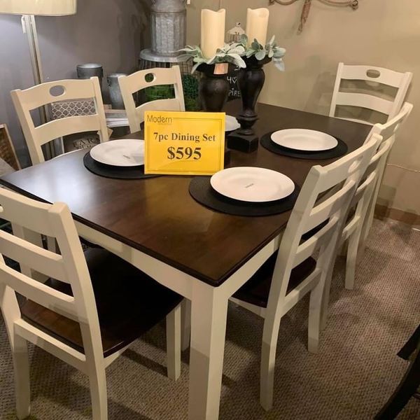 7 Piece Dining Set (Modern Home Furniture ) for Sale in Everett,, WA