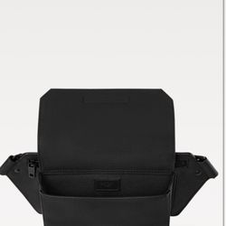 LOUIS VUITTON Sling Bag