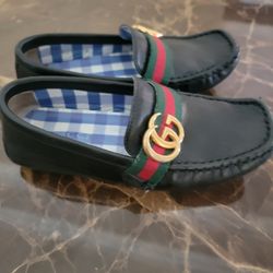 Gucci Boy Shoes Size 28 . Mint Condition