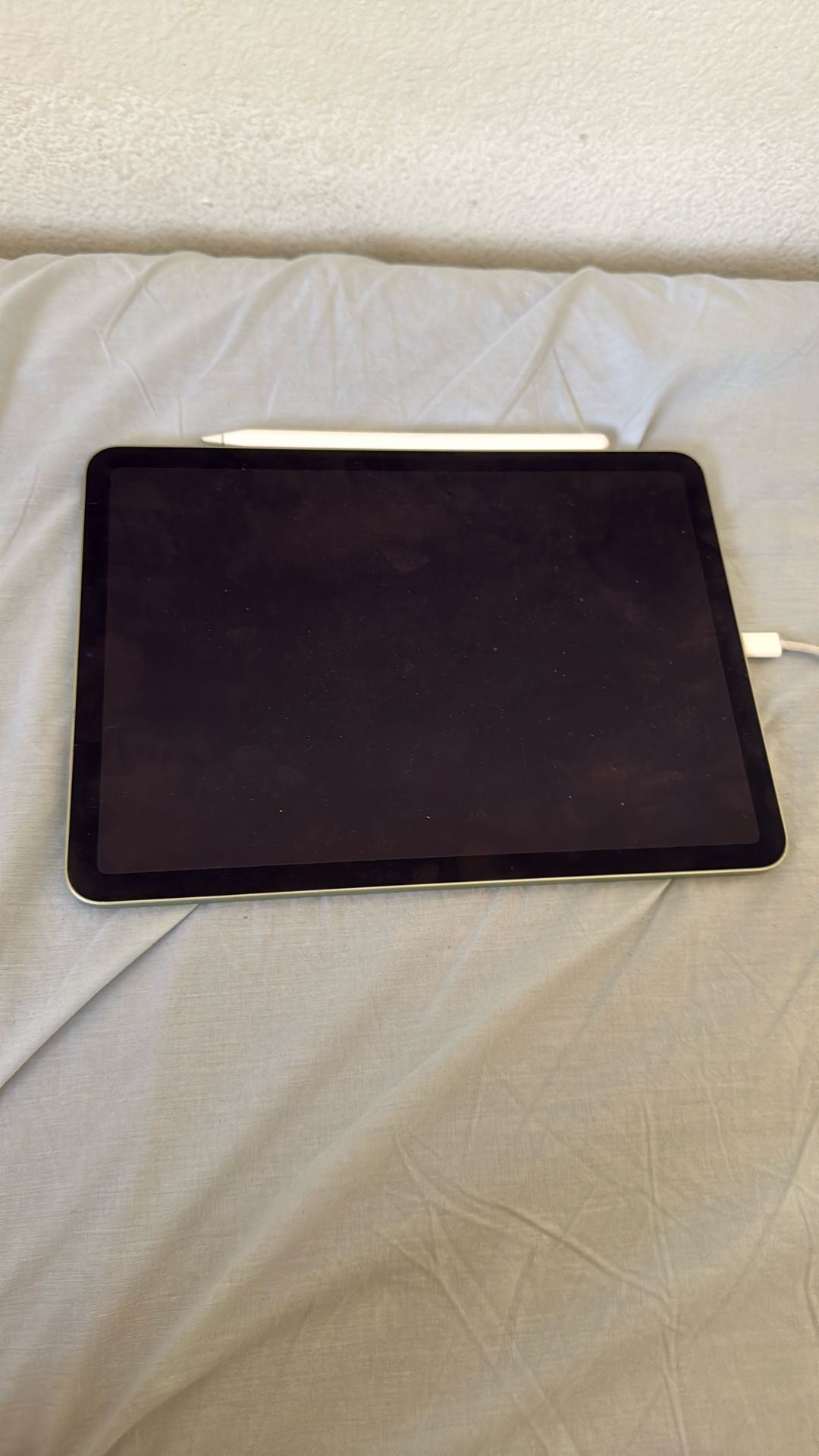 Apple iPad Air 4th Gen 
