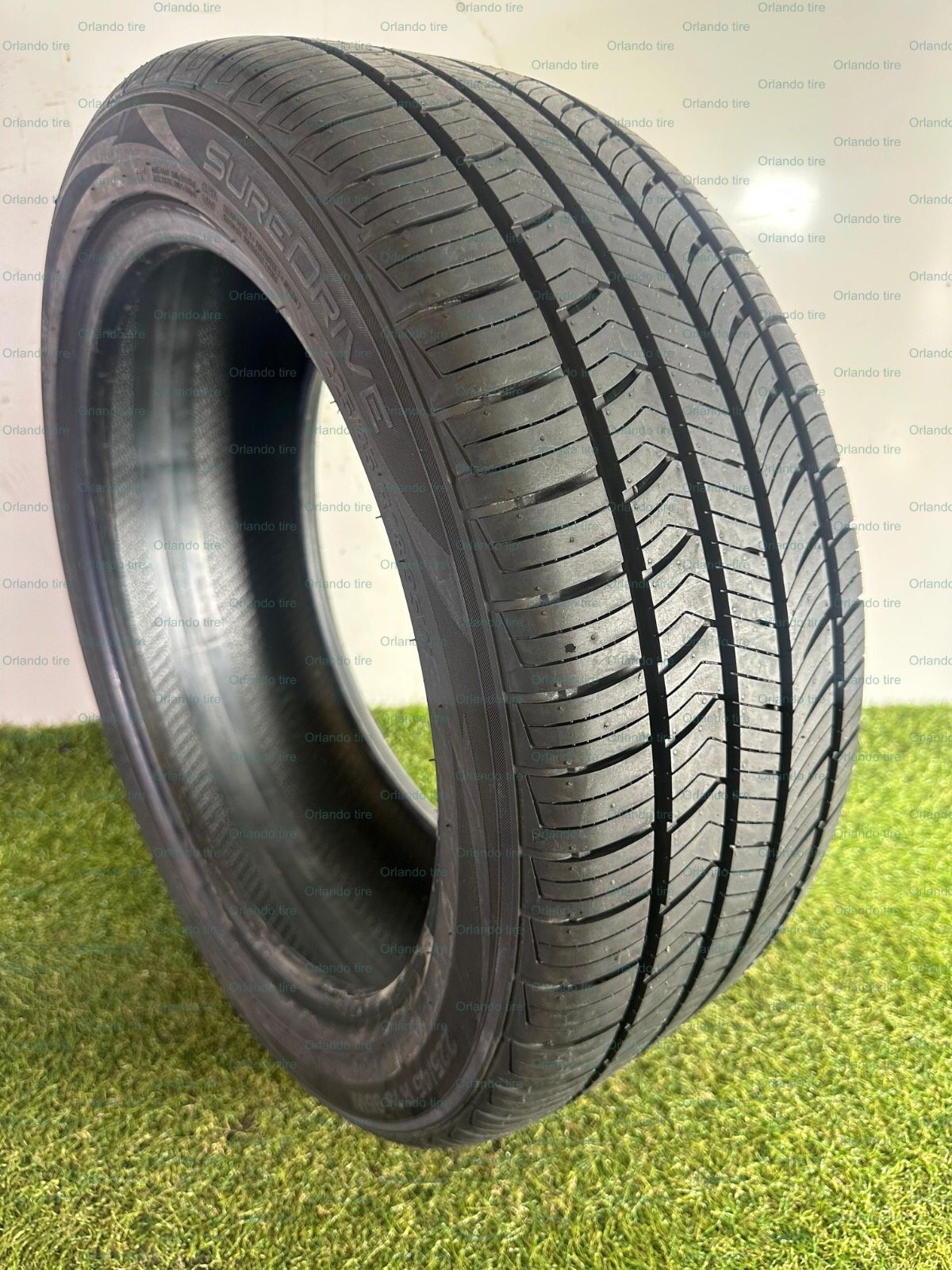 T286 225 45 18 95W SureDrive Sport One Used Tire 99% Life