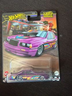 Hot Wheels Premium Boulevard Die-Cast Car