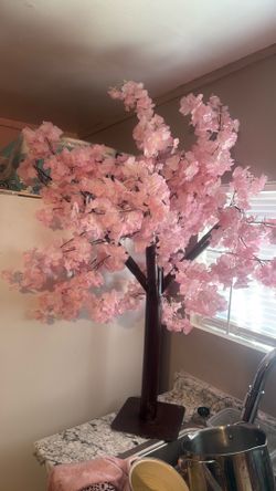 beatifull pink japanees  tree  decoration