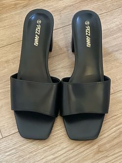 Black Heeled Slide Sandals 6.5W