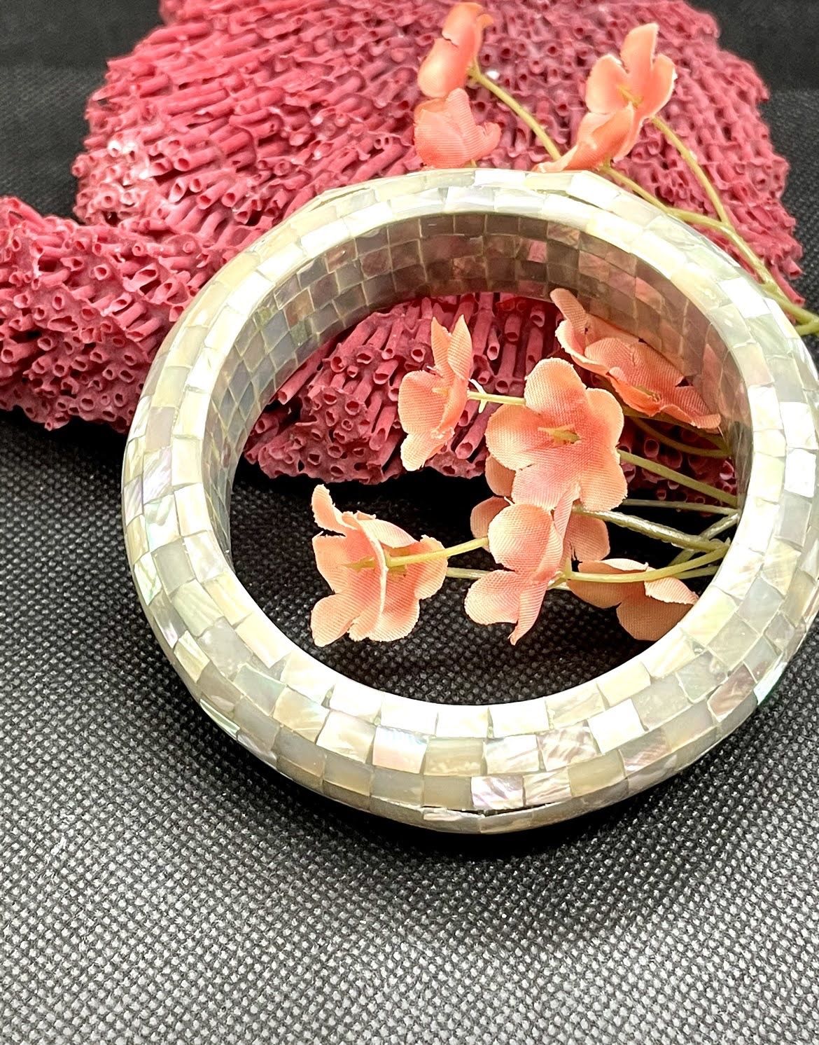 Vintage Mosaic Shell Bangle