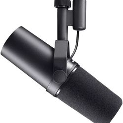 Shure SM7B Microphone – Studio Quality (Great Condition)